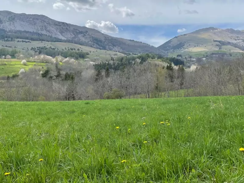Terrain à bâtir, 907 m² - Gap (05000)