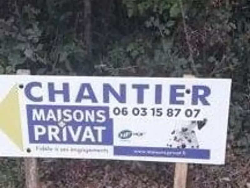 Terrain à bâtir, 297 m² - La Roche-sur-Yon (85000)