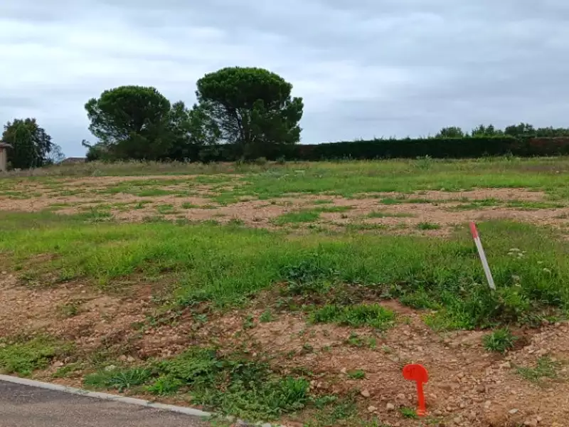 Terrain à bâtir, 699 m² - Léojac (82230)