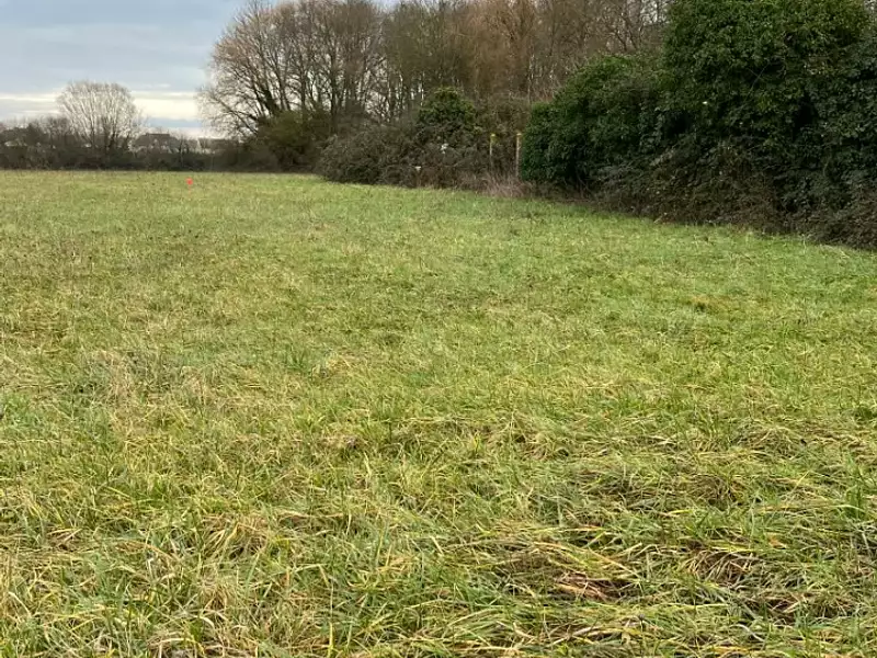 Terrain à bâtir, 682 m² - Saint-Cosme-en-Vairais (72110)