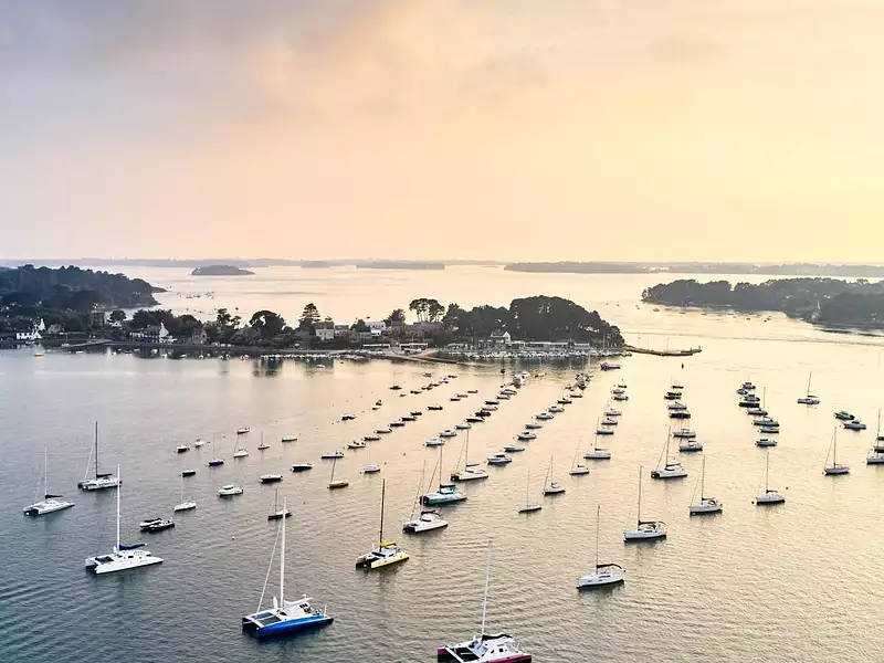 Terrain à bâtir, 435 m² - Meucon (56890)