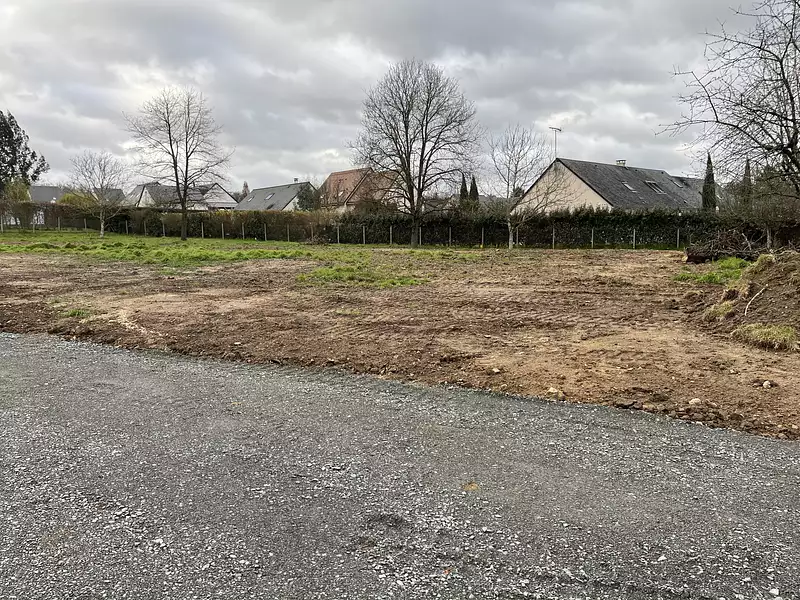 Terrain à bâtir, 440 m² - Amboise (37400)