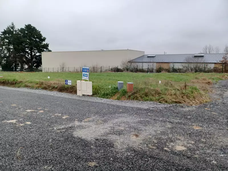 Terrain à bâtir, 473 m² - Monterfil (35160)