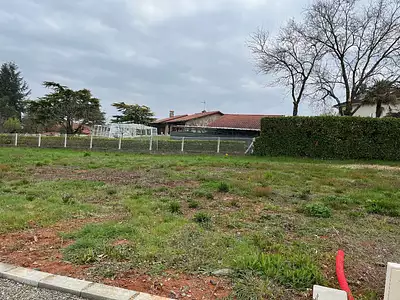 Terrain à bâtir, 488 m²