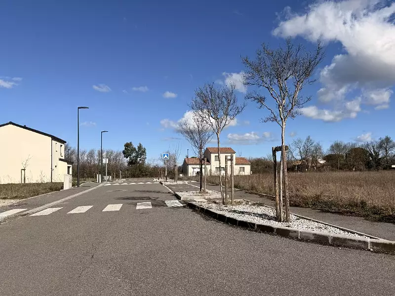 Terrain à bâtir, 400 m² - Revel (31250)