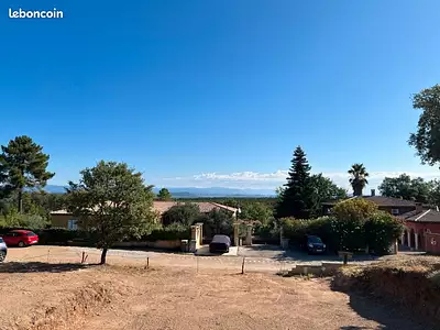 Terrain à bâtir, 652 m²