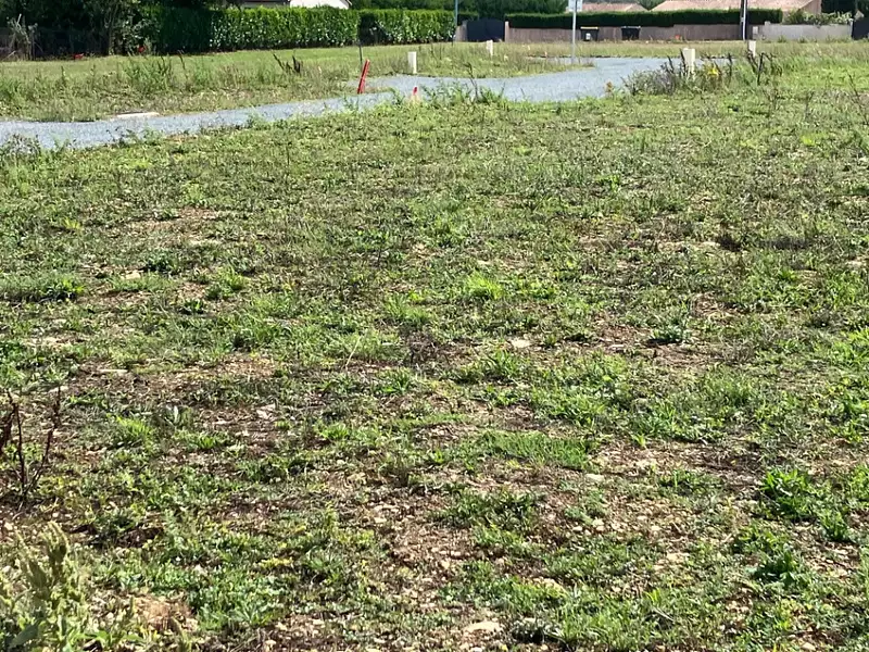 Terrain à bâtir, 454 m² - Mazeray (17400)