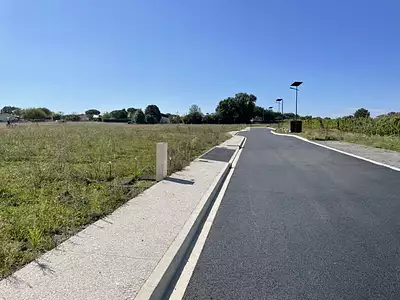 Terrain à bâtir, 700 m²