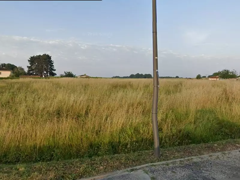 Terrain à bâtir, 600 m² - Cursan (33670)