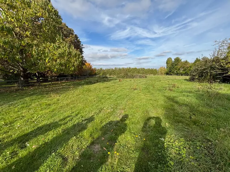 Terrain à bâtir, 405 m² - Thoiry (78770)