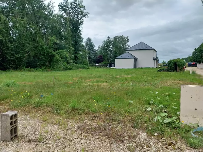 Terrain à bâtir, 827 m² - Ennery (95300)