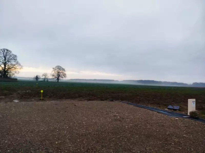 Terrain à bâtir, 702 m² - Le Vieil-Evreux (27930)