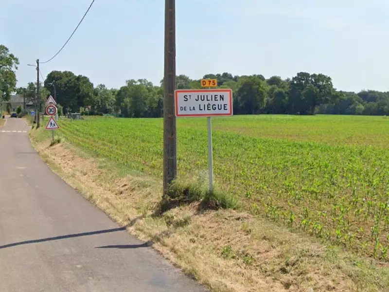 Terrain à bâtir, 931 m² - Gaillon (27600)