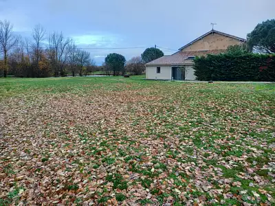 Terrain à bâtir, 586 m²