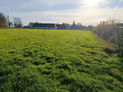 Terrain à bâtir, 1 870 m²