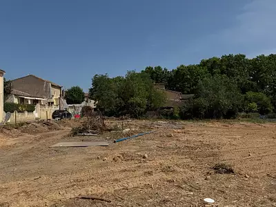 Terrain à bâtir, 216 m²