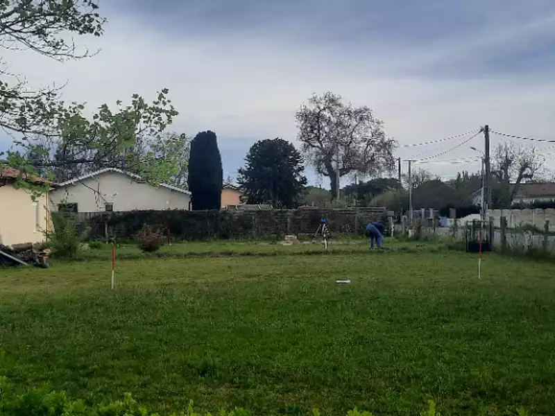 Terrain à bâtir, 340 m² - Biganos (33380)