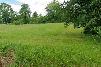 Terrain à bâtir, 1 800 m²