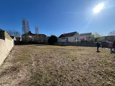 Terrain à bâtir, 290 m²