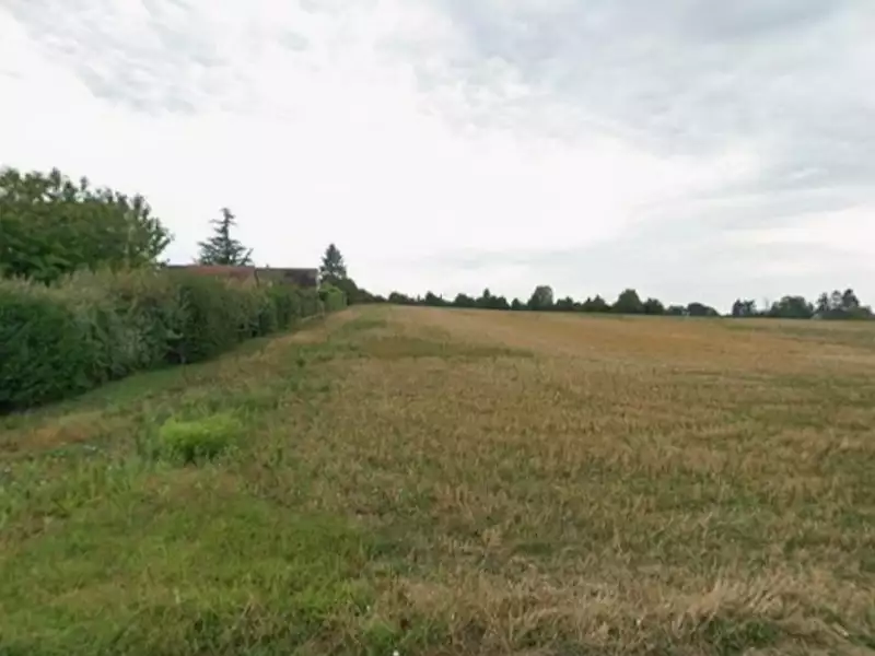 Terrain à bâtir, 753 m² - Azay-sur-Cher (37270)