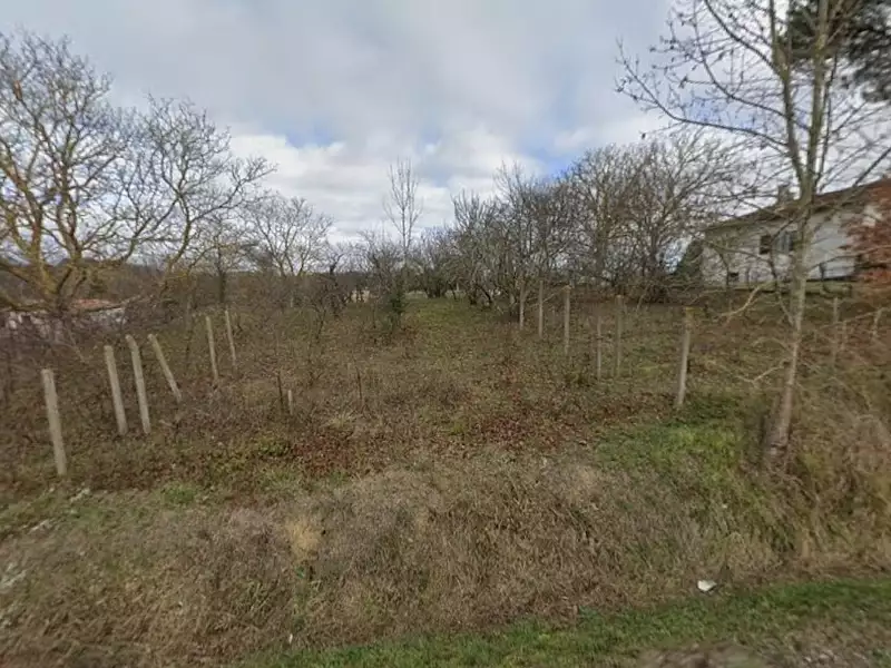 Terrain à bâtir, 800 m² - Lanta (31570)