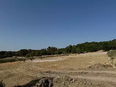 Terrain à bâtir, 334 m²