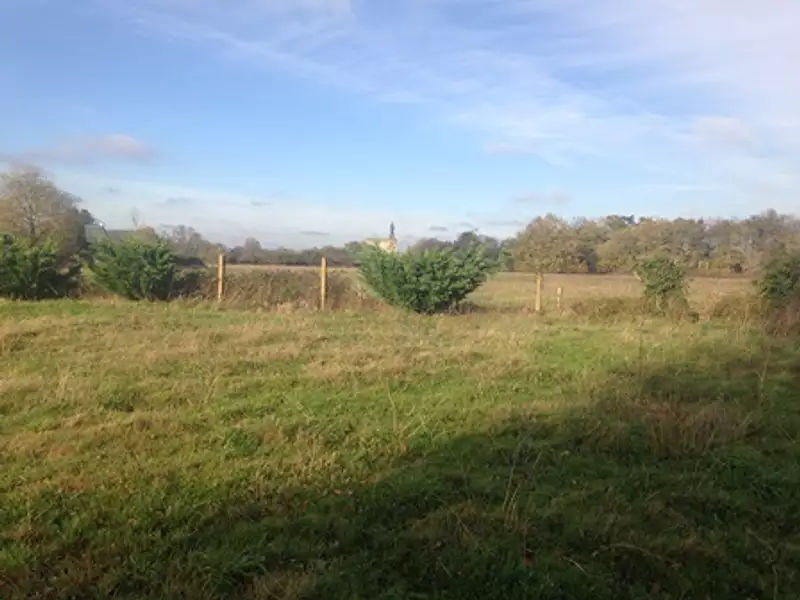 Terrain à bâtir, 418 m² - Sorigny (37250)