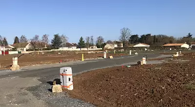 Terrain à bâtir, 618 m²