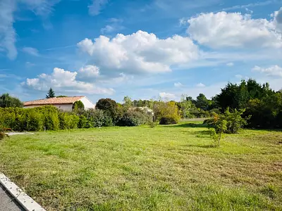 Terrain à bâtir, 897 m²