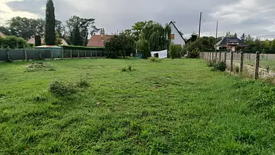 Terrain à bâtir, 10 000 m²