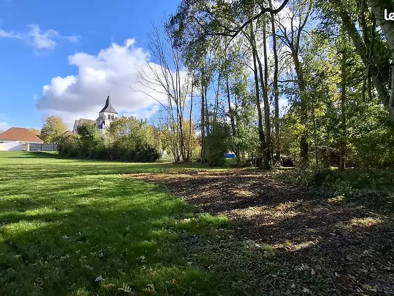 Terrain à bâtir, 1 371 m² - Voué (10150)