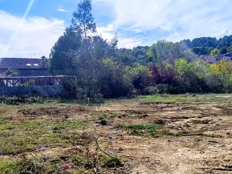 Terrain à bâtir, 967 m² - Banne (07460)