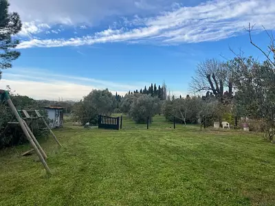 Terrain à bâtir, 1 500 m²