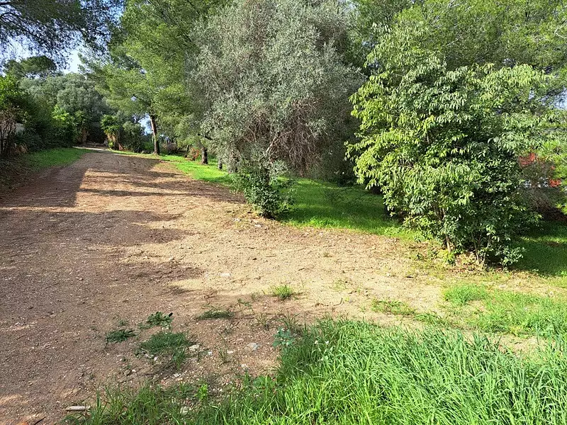Terrain à bâtir, 400 m² - La Seyne-sur-Mer (83500)