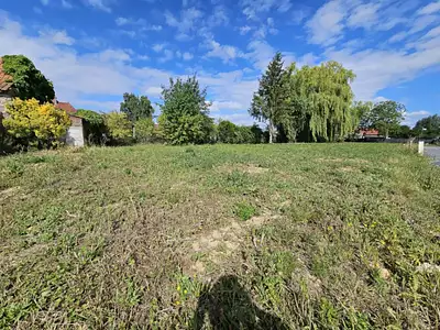 Terrain à bâtir, 453 m²