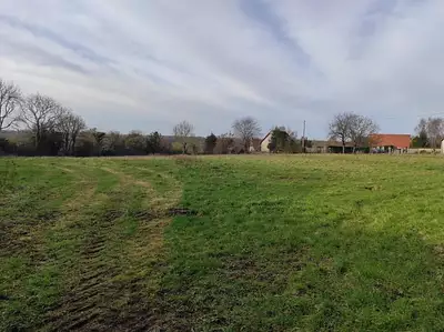 Terrain à bâtir, 636 m²