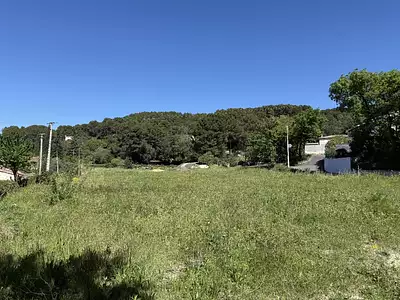 Terrain à bâtir, 1 070 m²