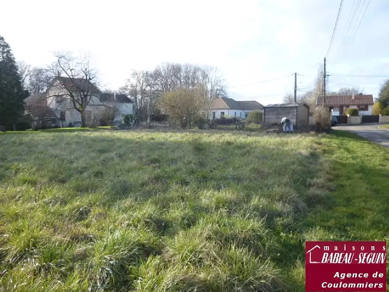 Terrain à bâtir, 1 000 m² - Rebais (77510)