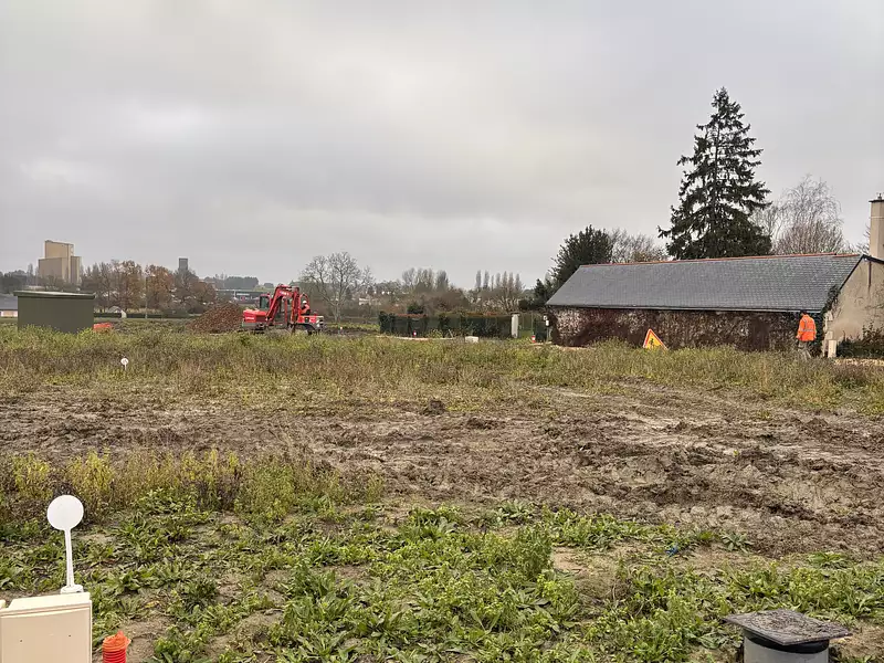 Terrain à bâtir, 368 m² - Longué-Jumelles (49160)