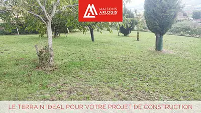 Terrain à bâtir, 1 100 m²