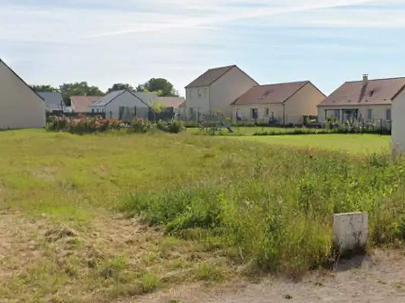 Terrain à bâtir, 700 m² - Patay (45310)