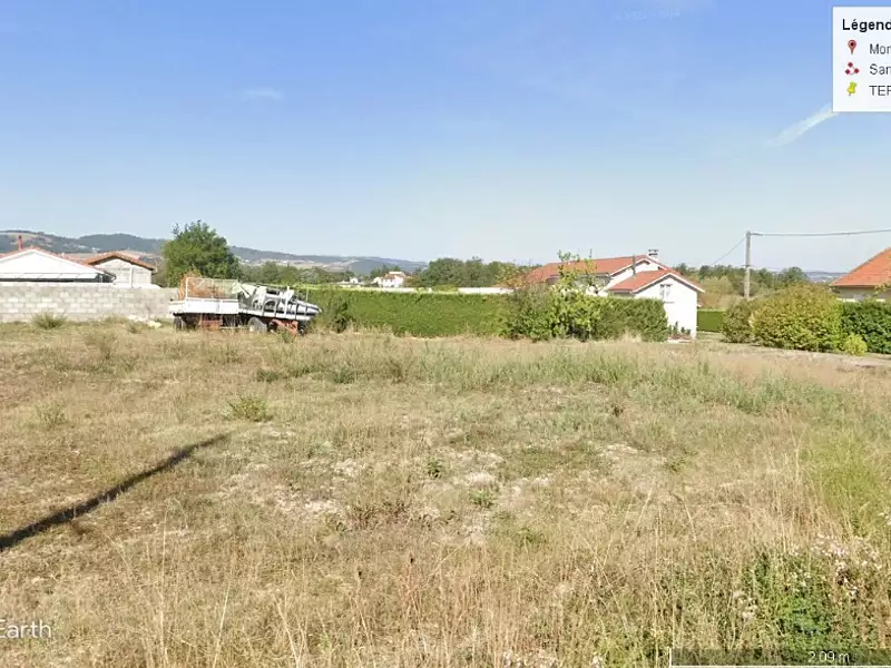 Terrain à bâtir, 850 m² - Montverdun (42130)