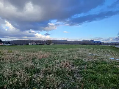 Terrain à bâtir, 822 m²