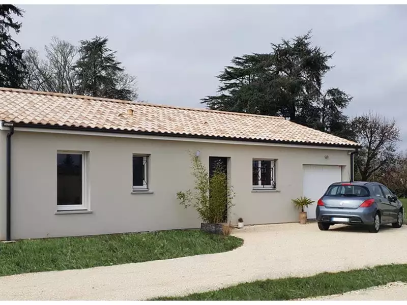 Maison neuve - Montaigut-sur-Save (31530)