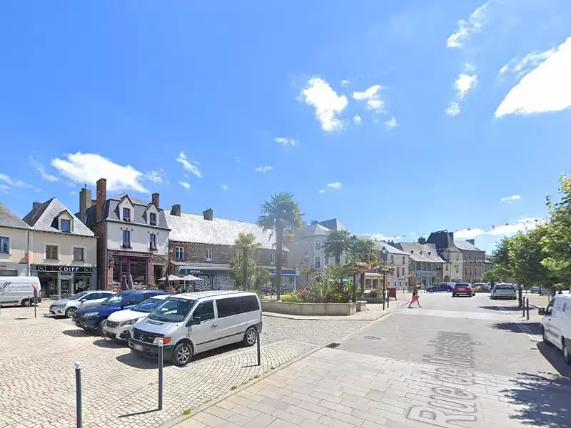 Terrain à bâtir, 303 m² - Saint-Méen-le-Grand (35290)