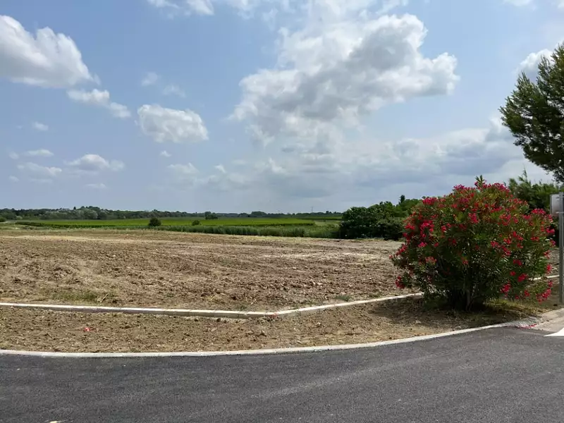 Terrain à bâtir, 1 000 m² - Villesèquelande (11170)