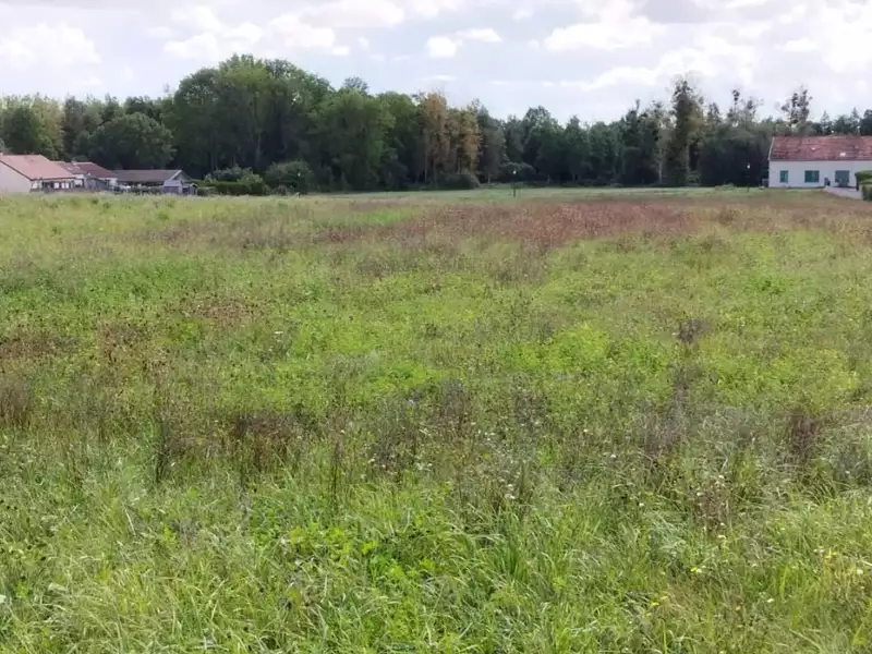 Terrain à bâtir, 607 m² - Reims (51100)