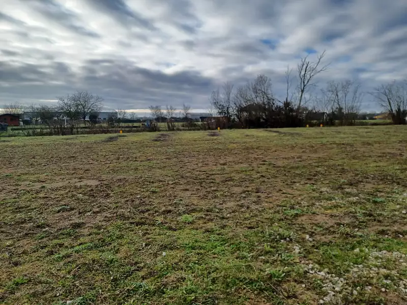 Terrain à bâtir, 588 m² - Assé-le-Boisne (72130)