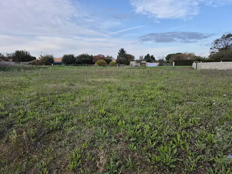 Terrain à bâtir, 479 m² - Saint-Laurent-de-la-Prée (17450)