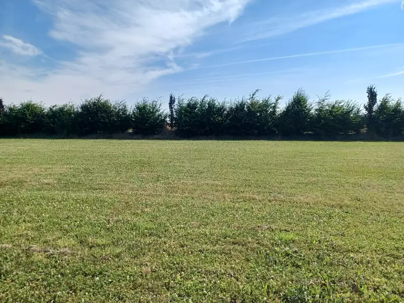 Terrain à bâtir, 610 m² - Saint-Rémy-du-Val (72600)